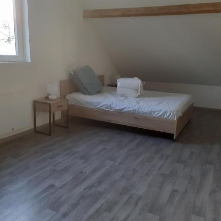 Le Gambetta Villa Flixecourt Bagian luar foto
