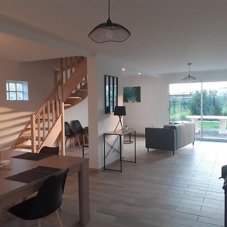 Le Gambetta Villa Flixecourt Bagian luar foto